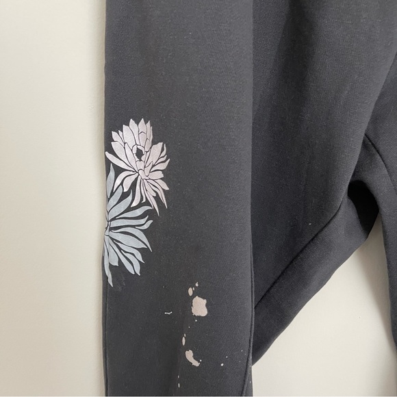 Nike DQ4326-010 Sweatpants - Picture 5 of 9